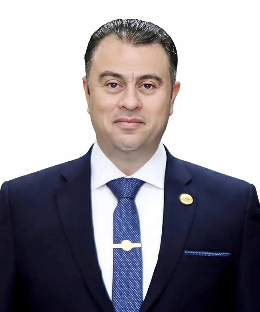 Dr Sherif Helmy